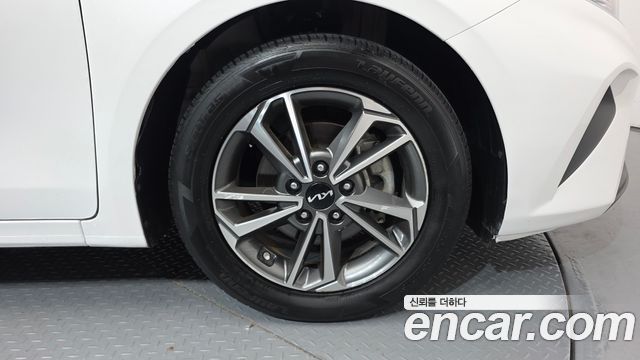 Kia K3 из Кореи Encar