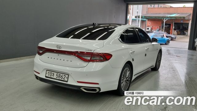 Hyundai Grandeur из Кореи Encar