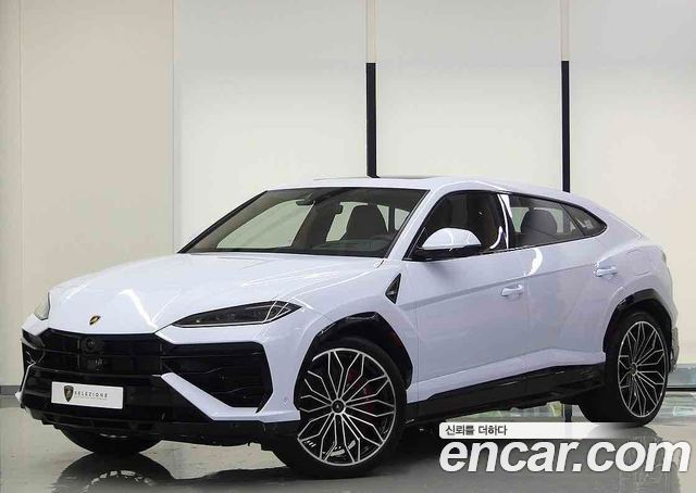 Lamborghini Urus из Кореи Encar
