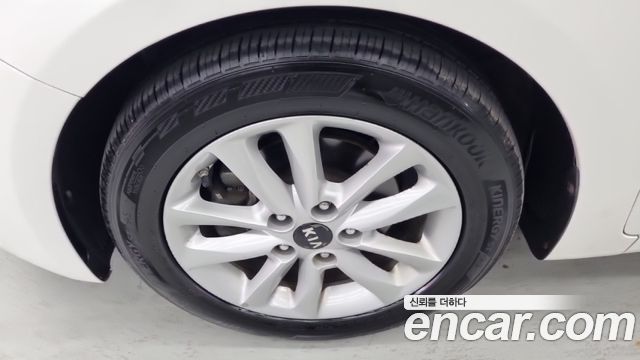 Kia K3 из Кореи Encar