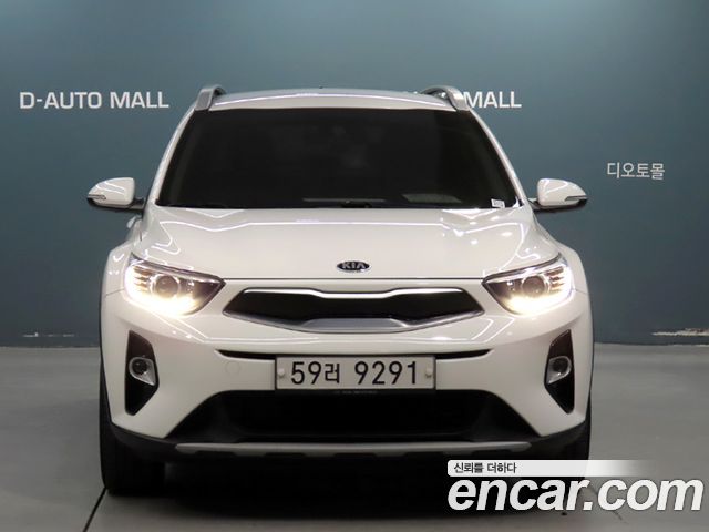 Kia Stonic из Кореи Encar