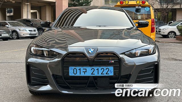 BMW i4 eDrive40 M Sports Pro — пробег 6 866 км — фото 1 из 5