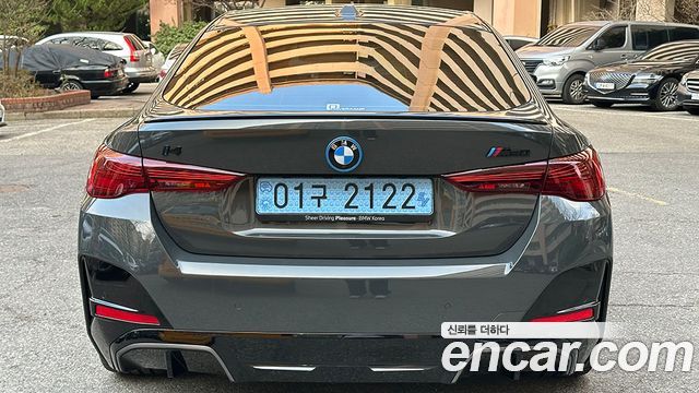 BMW i4 eDrive40 M Sports Pro — пробег 6 866 км — фото 2 из 5