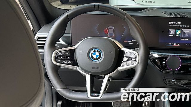 BMW i4 eDrive40 M Sports Pro — пробег 6 866 км — фото 3 из 5