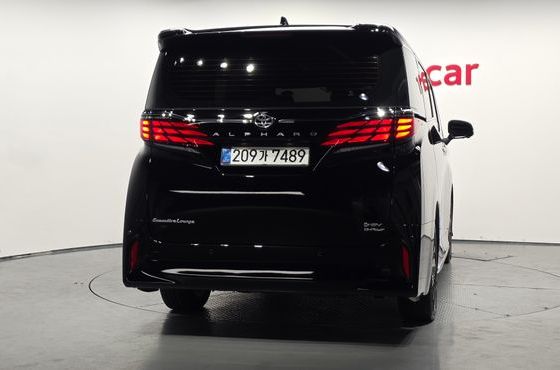 Toyota Alphard 2.5 HEV Executive AWD — пробег 28 653 км — фото 4 из 5