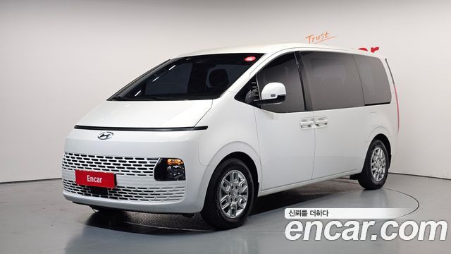 Hyundai Staria Tourer 11-Seater Modern — пробег 95 609 км — фото 1 из 5