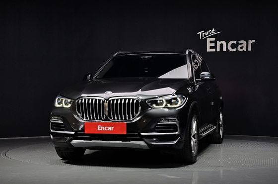 BMW X5 xDrive 45e xLine — пробег 161 137 км — фото 3 из 5