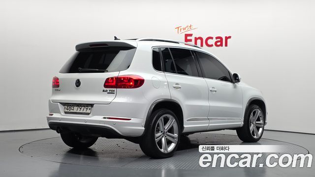 Volkswagen Tiguan из Кореи Encar