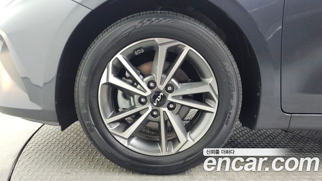 Kia K3 из Кореи Encar