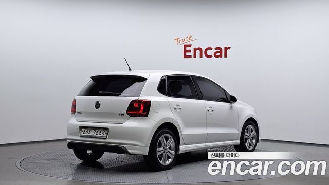 Volkswagen Polo из Кореи Encar