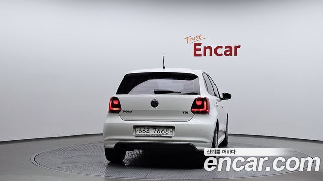 Volkswagen Polo из Кореи Encar