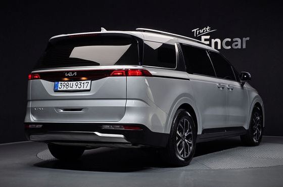 Kia Carnival 9-Seater Signature — пробег 60 682 км — фото 2 из 5