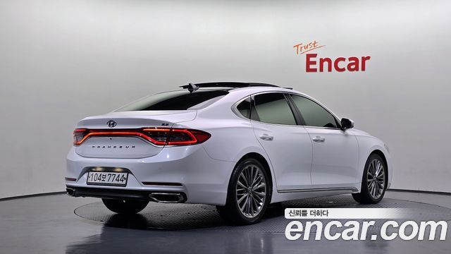 Hyundai Grandeur из Кореи Encar
