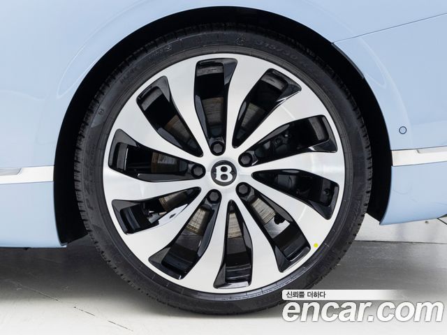 Bentley Continental 4.0 GT Azure — пробег 1 721 км — фото 5 из 5