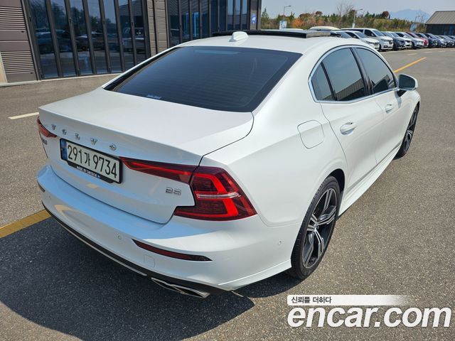 Volvo S60 B5 Inscription — пробег 95 000 км — фото 4 из 5
