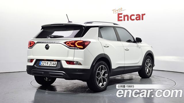 Ssangyong KORANDO Gasoline 1.5 4WD C7 — пробег 61 724 км — фото 2 из 5