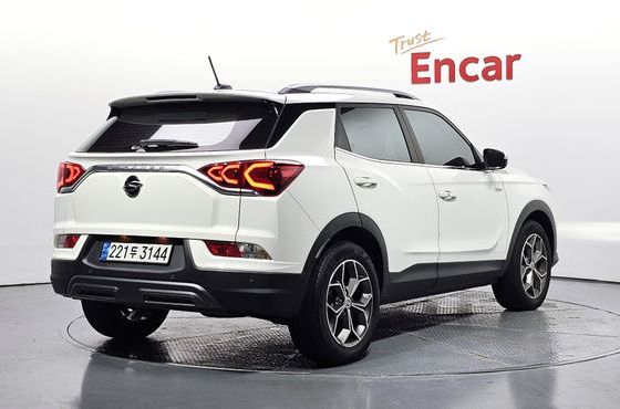 Ssangyong KORANDO Gasoline 1.5 4WD C7 — пробег 61 724 км — фото 2 из 5