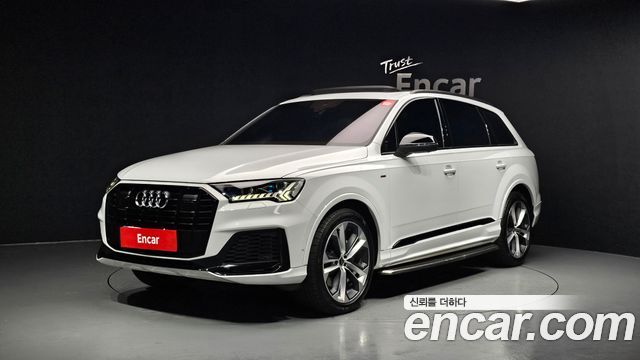 Audi Q7 55 TFSI Quattro Premium — пробег 15 364 км — фото 1 из 5