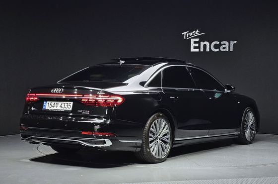 Audi A8 55 TFSI Quattro Premium LWB — пробег 14 888 км — фото 2 из 5