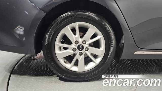 Kia K5 из Кореи Encar