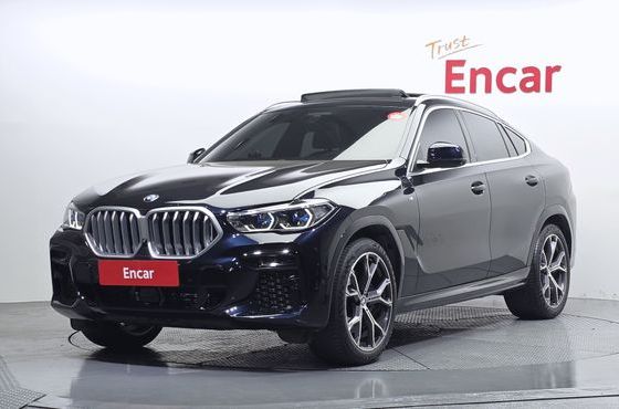 BMW X6 xDrive40i M Sport — пробег 30 642 км — фото 1 из 5
