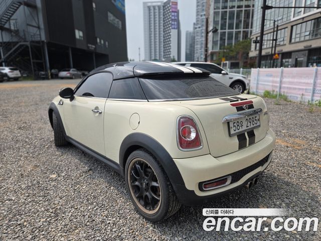 Mini Coupe 1.6 — пробег 157 000 км — фото 2 из 5
