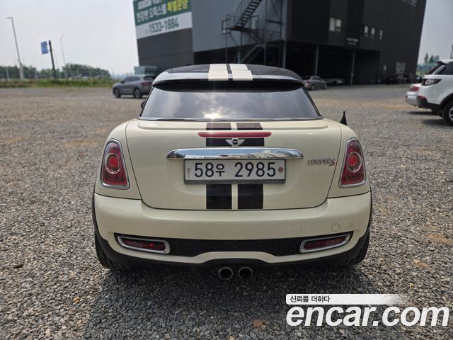 Mini Coupe 1.6 — пробег 157 000 км — фото 5 из 5