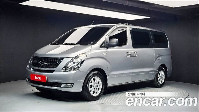 Hyundai Starex 3-Seater VAN CVX Luxury — пробег 180 389 км — фото 1 из 5