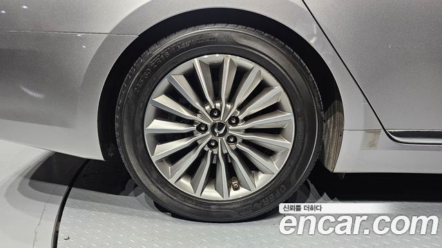Hyundai Equus из Кореи Encar