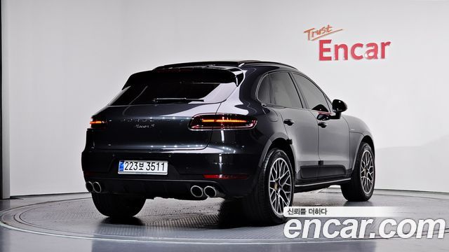 Porsche Macan из Кореи Encar