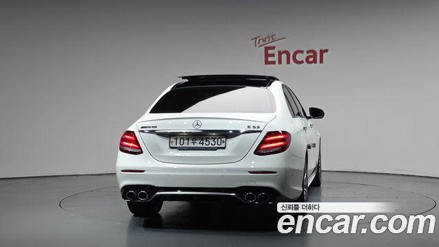 Mercedes-Benz E-Class из Кореи Encar