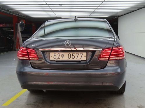Mercedes-Benz E-Class E300 Elegance — пробег 91 362 км — фото 3 из 5