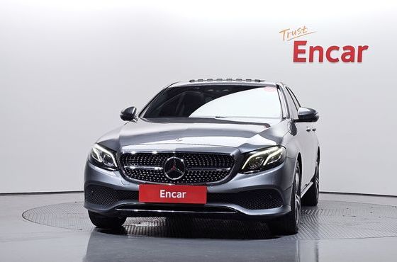 Mercedes-Benz E-Class E300 4MATIC Avnatgarde — пробег 128 330 км — фото 3 из 5