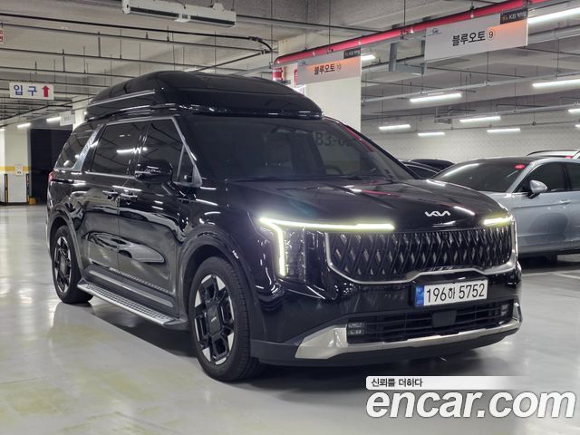 Kia Carnival Gasoline 7-Seater Hi Limousine Signature — пробег 54 000 км — фото 3 из 5