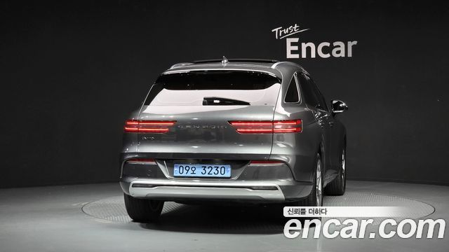 Genesis GV70 из Кореи Encar