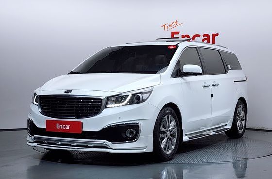 Kia Carnival 9-seater Prestige — пробег 37 201 км — фото 1 из 5