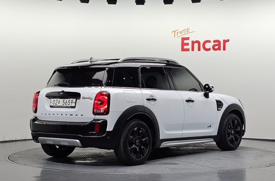 Mini Countryman ALL4 HIGH 2nd — пробег 81 295 км — фото 2 из 5