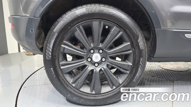 Land Rover Range Rover Evoque 2.0 TD4 HSE — пробег 68 661 км — фото 5 из 5