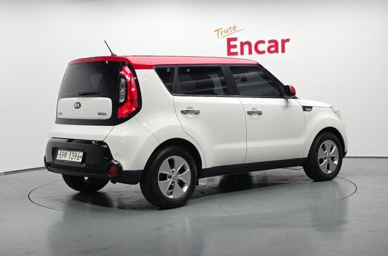Kia Soul 1.6 Diesel Prestige — пробег 50 563 км — фото 2 из 5