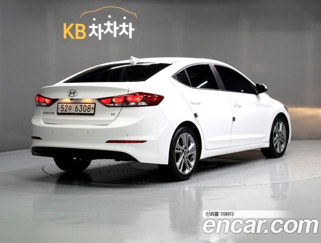 Hyundai AVANTE 1.6 GDI Value Plus — пробег 176 700 км — фото 3 из 5