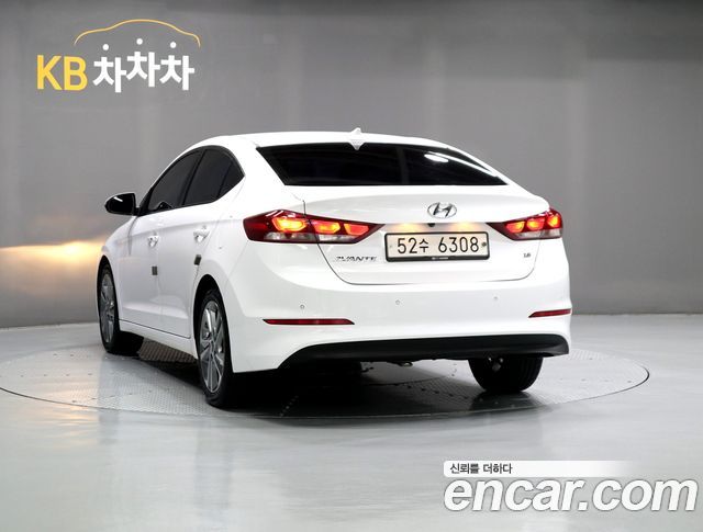 Hyundai AVANTE 1.6 GDI Value Plus — пробег 176 700 км — фото 4 из 5