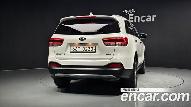 Kia Sorento из Кореи Encar