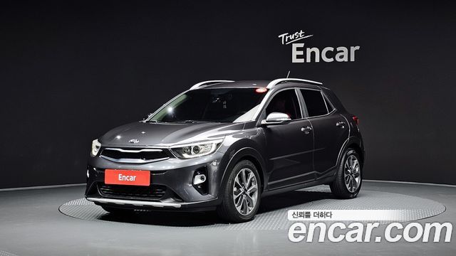 Kia Stonic из Кореи Encar