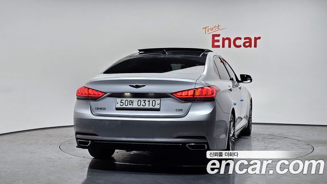 Hyundai Genesis из Кореи Encar