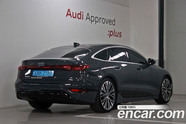 Audi A6 e-Tron Performance Advanced — пробег 2 700 км — фото 2 из 5