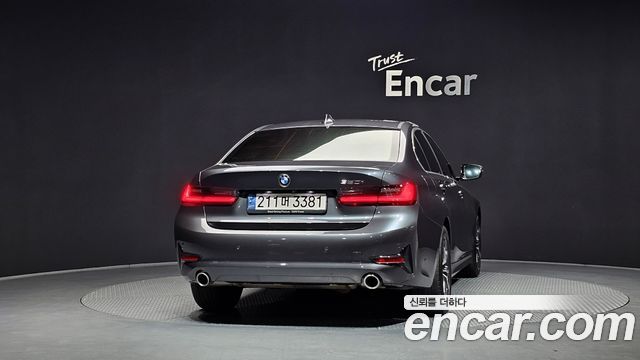 BMW 3-Series из Кореи Encar