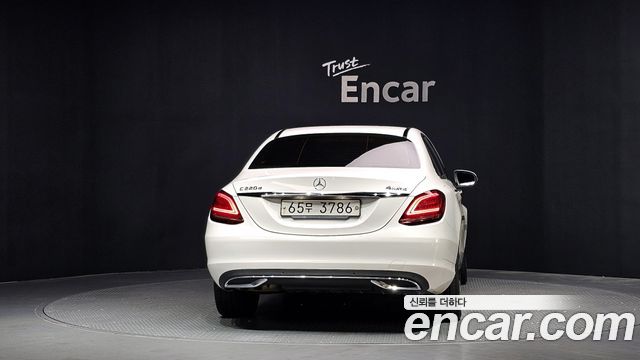 Mercedes-Benz C-Class C220 d 4MATIC Exclusive — пробег 65 831 км — фото 4 из 5