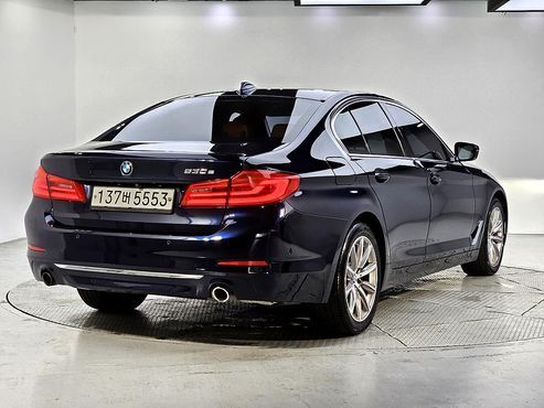 BMW 5-Series 530e Luxury — пробег 96 776 км — фото 4 из 5