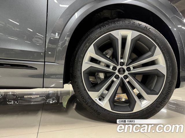 Audi Q8 из Кореи Encar