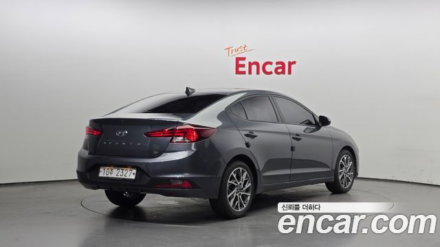 Hyundai AVANTE из Кореи Encar